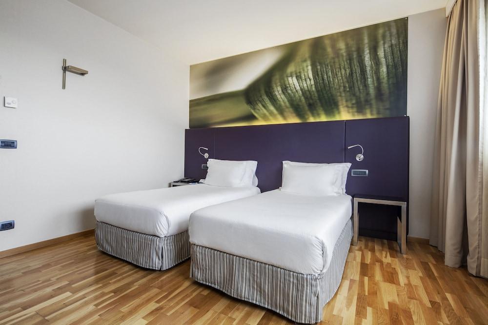 Ac Hotel By Marriott Milan Sesto Sesto San Giovanni Exterior photo